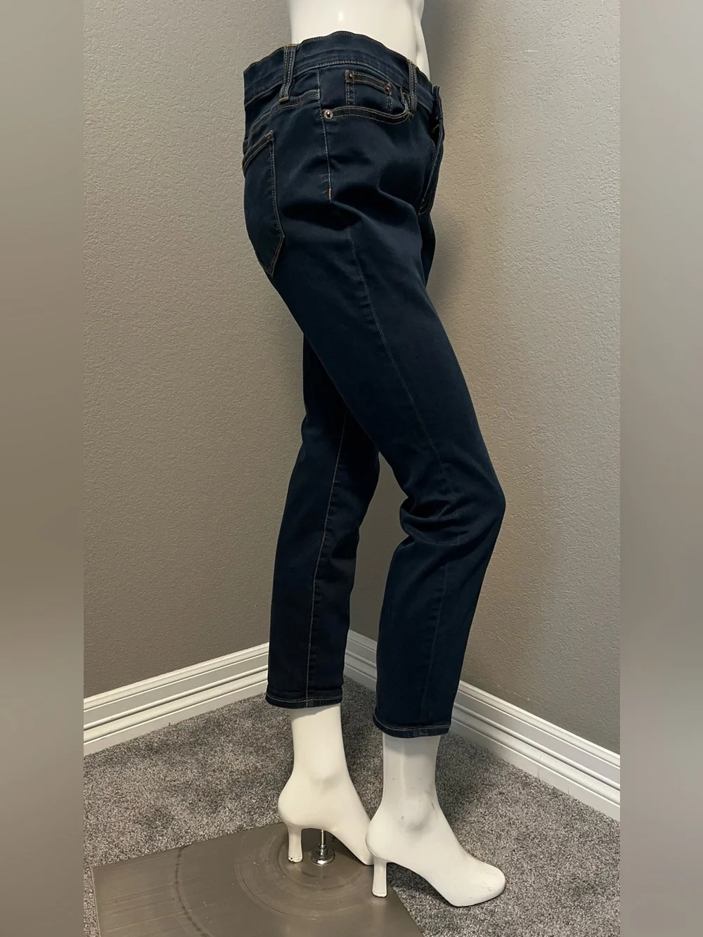 Women’s J. CREW STRETCH Dark Blue Mid- Rise Skinny  Denim Jeans Size 30 - Picture 5 of 14